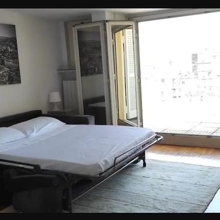 Amazing Apartment With View Near Metro Turin Exterior photo